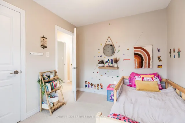 Additional image 27 of 1401 Plains Rd Unit 116