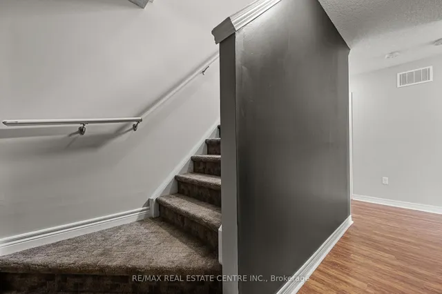 Additional image 42 of 70 Willowrun Dr Unit A2