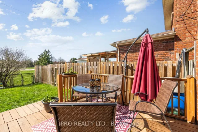 Additional image 39 of 15 Fallen Oak Crt