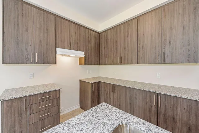 Additional image 13 of 637 FULLUM LANDING N/A