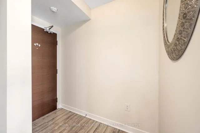 Additional image 2 of 15 Iceboat Terr Unit 2109