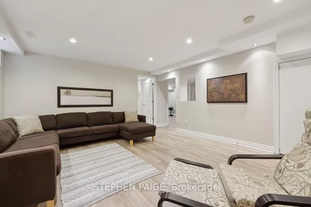 Additional image 30 of 12 Moorland Cres