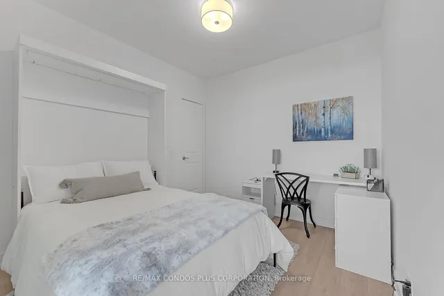 Additional image 16 of 80 Marine Parade Dr Unit 2907