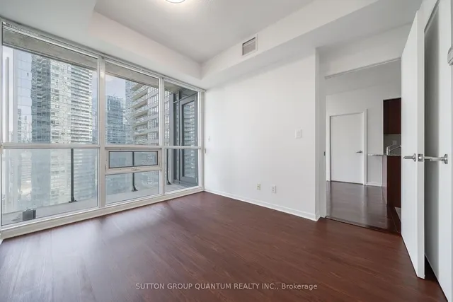 Additional image 13 of 65 Bremner Blvd Unit 2601