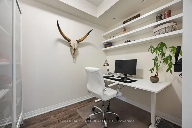 Additional image 16 of 1630 Queen St Unit 507