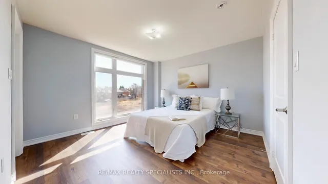 Additional image 20 of 6 QUEENPOST Dr