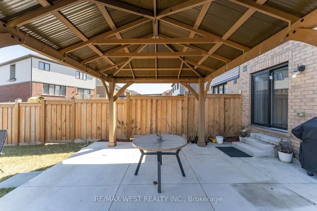 Additional image 45 of 2 Scarletwood St