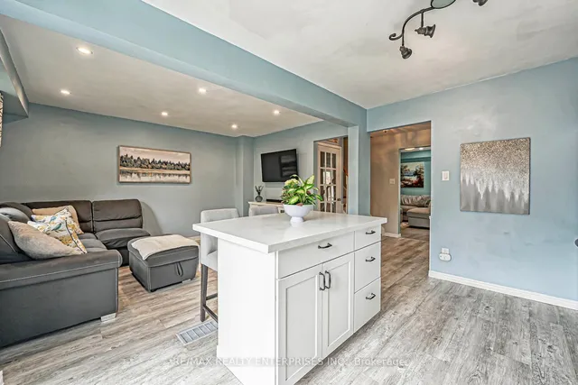 Additional image 17 of 817 Merritt Dr