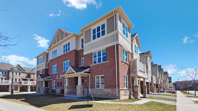 Primary image of 352 Sixteen Mile Dr