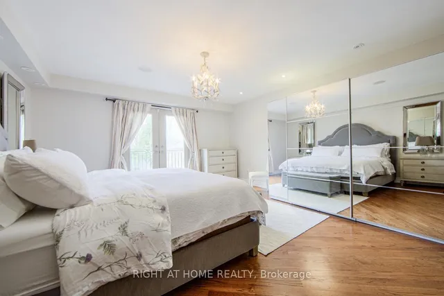 Additional image 23 of 2916 Bayview Ave