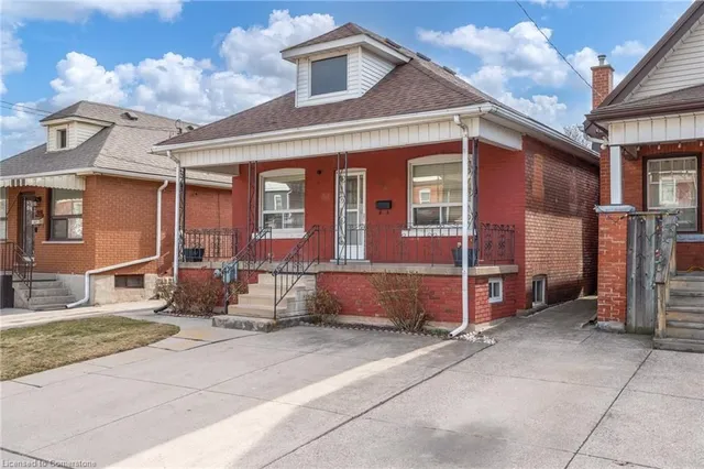 Additional image 2 of 276 Balmoral Ave