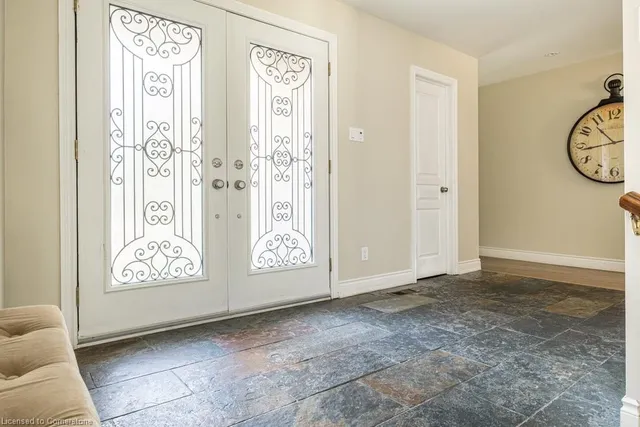 Additional image 7 of 330 Strathcona Dr