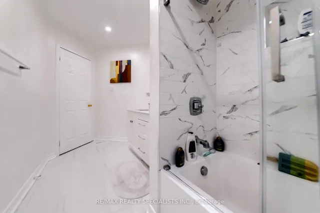 Additional image 26 of 24 Arthurs Cres