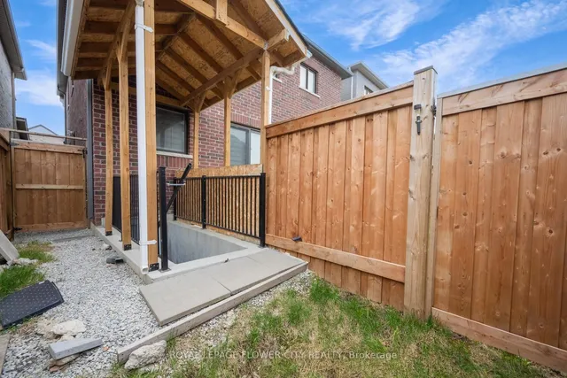 Additional image 47 of 6 PENLEA Gate