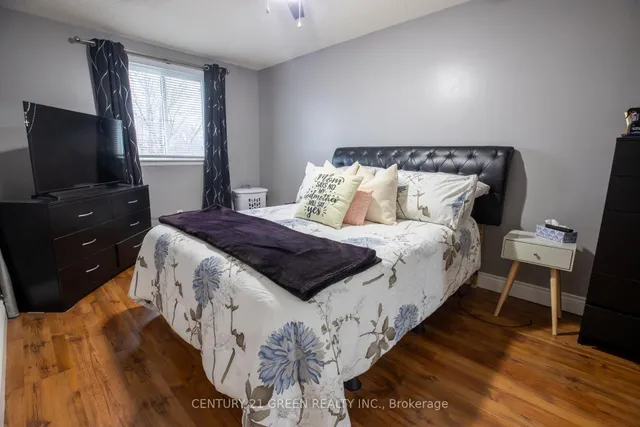 Additional image 3 of 26 Carisbrooke Crt Unit 26