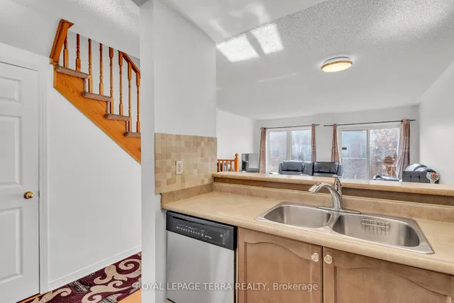 Additional image 18 of 27 Brucewood Rd Unit 105