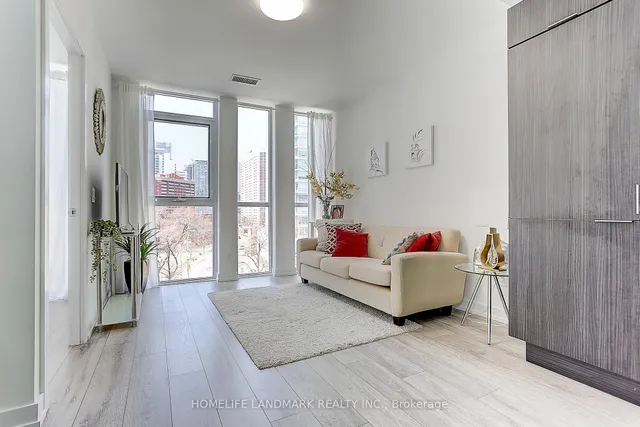 Additional image 19 of 159 Wellesley St Unit 401