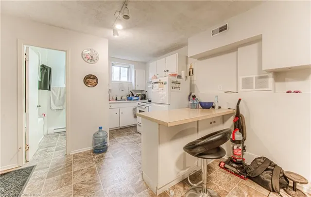 Additional image 46 of 126 David St