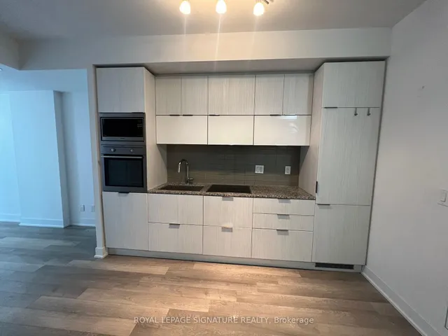 Additional image 4 of 318 Richmond St Unit 1811