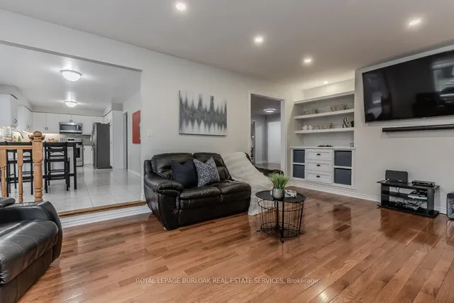 Additional image 30 of 11 Norma Cres