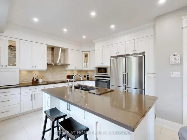 Additional image 8 of 1504 Pinery Cres