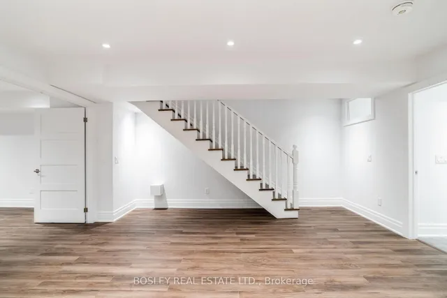 Additional image 23 of 520 Manning Ave