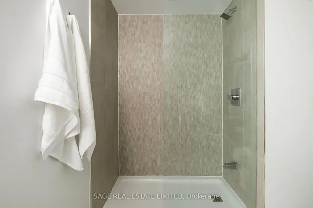 Additional image 16 of 630 Greenwood Ave Unit 501