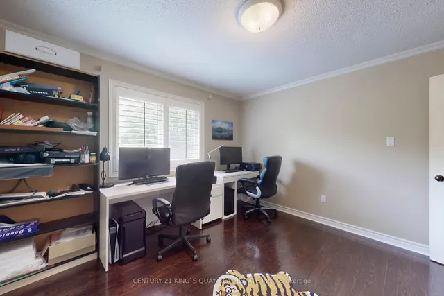 Additional image 33 of 110 Crawford Cres