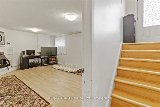 Additional image 23 of 73 Southwood Dr