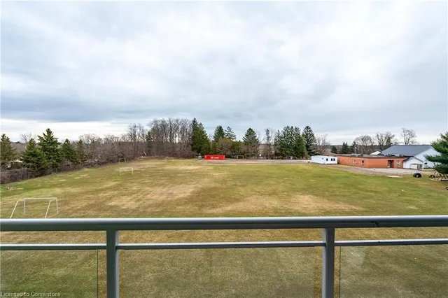 Additional image 25 of 16 Markle Cres Unit 403