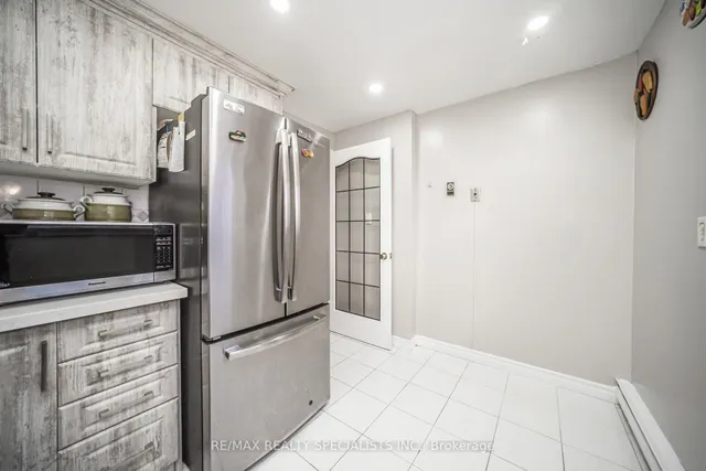 Additional image 19 of 20 Darras Crt