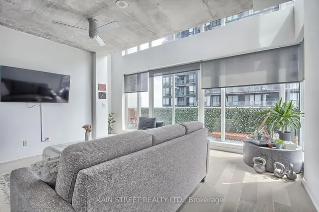 Additional image 14 of 150 East Liberty St Unit 1213