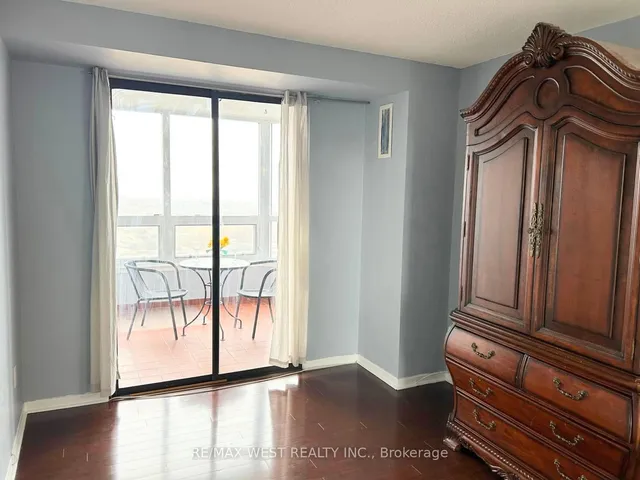 Additional image 13 of 8 Lisa St Unit 2506