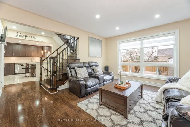 Additional image 15 of 11 Redcastle St