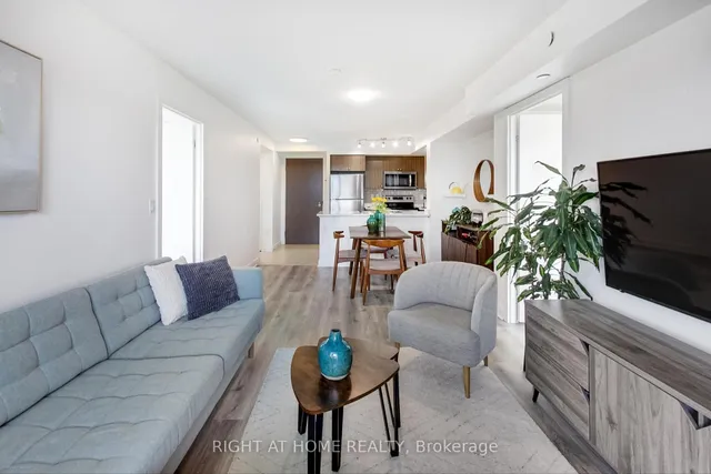 Additional image 3 of 1346 Danforth Rd Unit 706