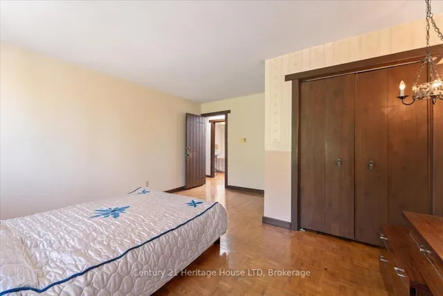 Additional image 23 of 38 Palm Crt