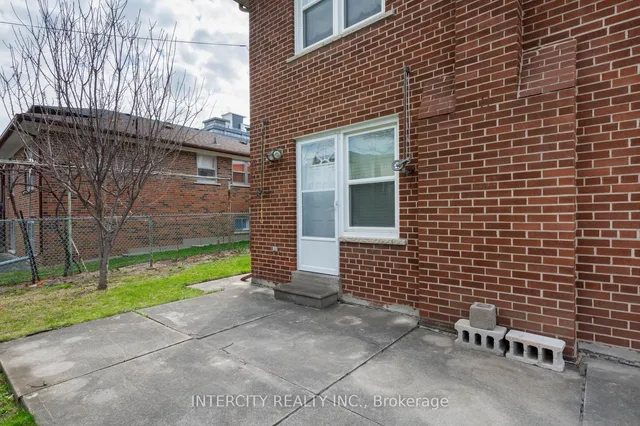 Additional image 19 of 852 Glencairn Ave