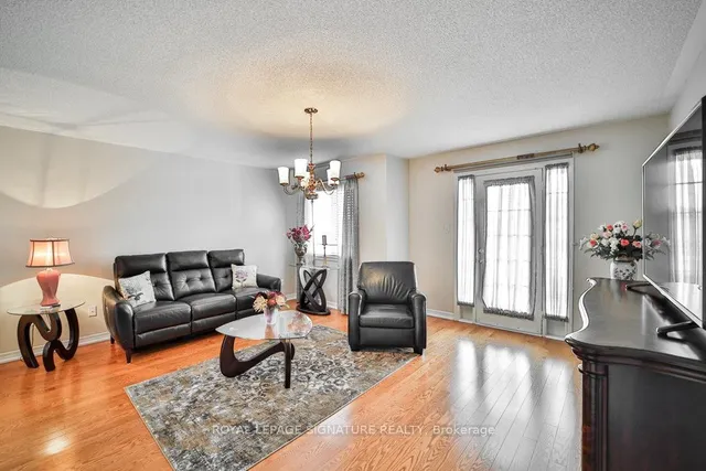 Additional image 21 of 413 Oaktree Circ