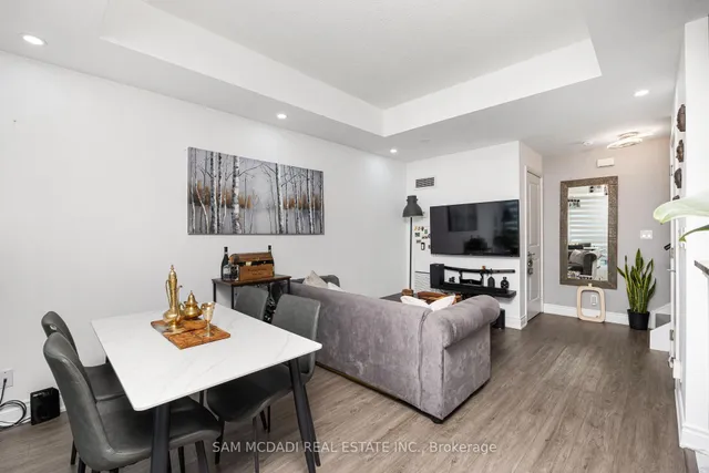 Additional image 7 of 90 Absolute Ave Unit Th119