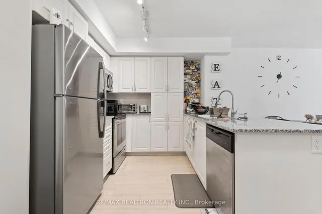 Additional image 22 of 3091 Dufferin St Unit 731