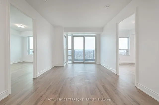 Additional image 11 of 15 Greenview Ave Unit 2411