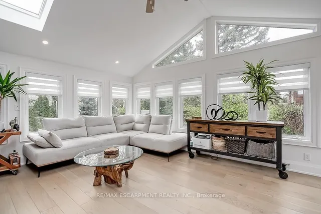 Additional image 12 of 564 Maplehill Dr