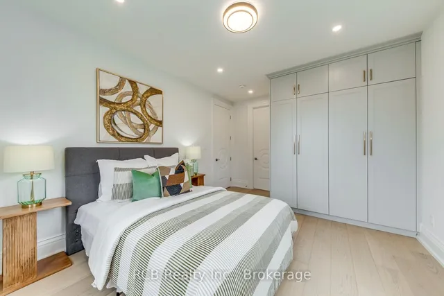 Additional image 32 of 3503 New St