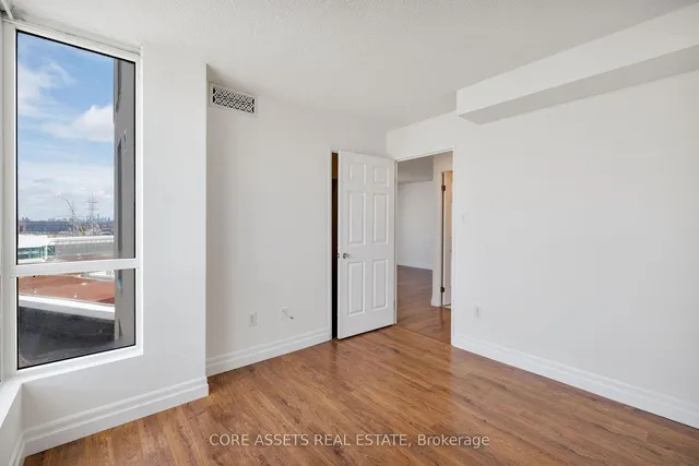 Additional image 8 of 101 Subway Cres Unit 504