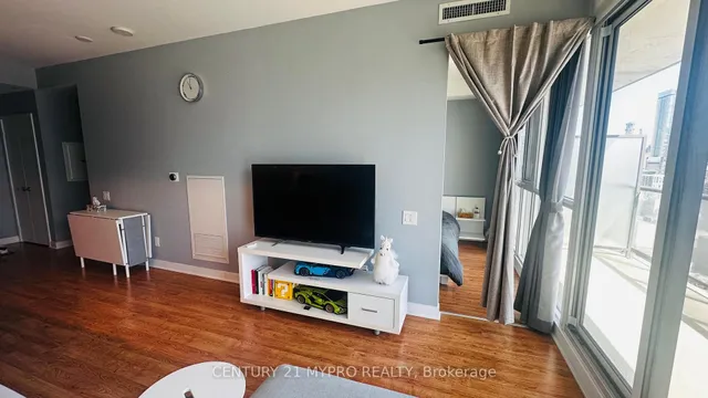 Additional image 27 of 290 Adelaide St Unit 2708