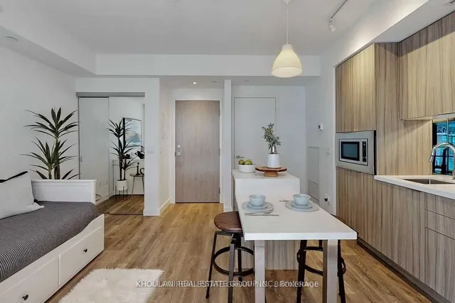 Additional image 9 of 215 Queen St Unit 812