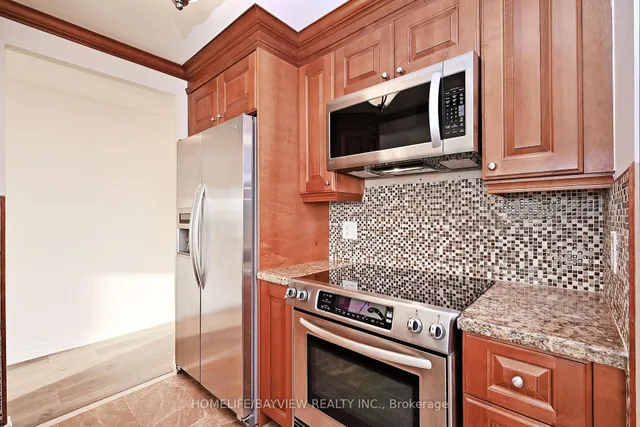 Additional image 19 of 1055 Bay St Unit 1111