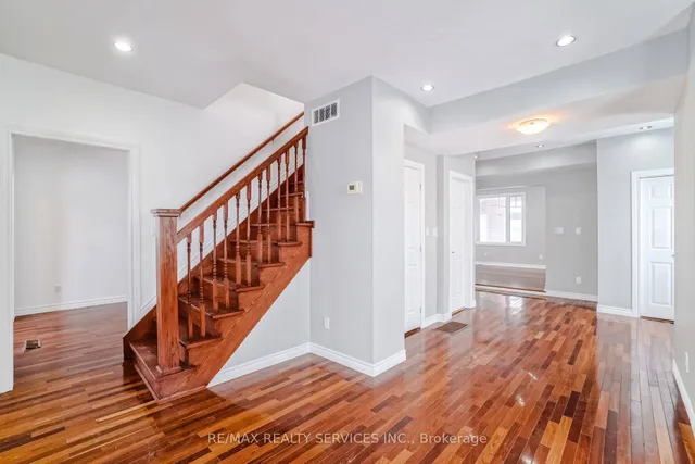 Additional image 9 of 6 Trueman St