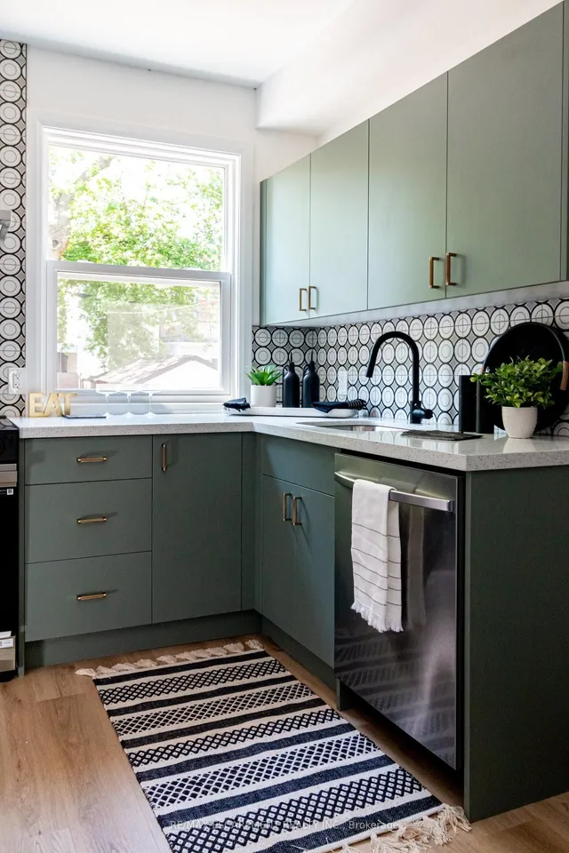 Additional image 25 of 30 Cedar Ave