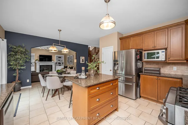 Additional image 9 of 15 Buerkle Crt